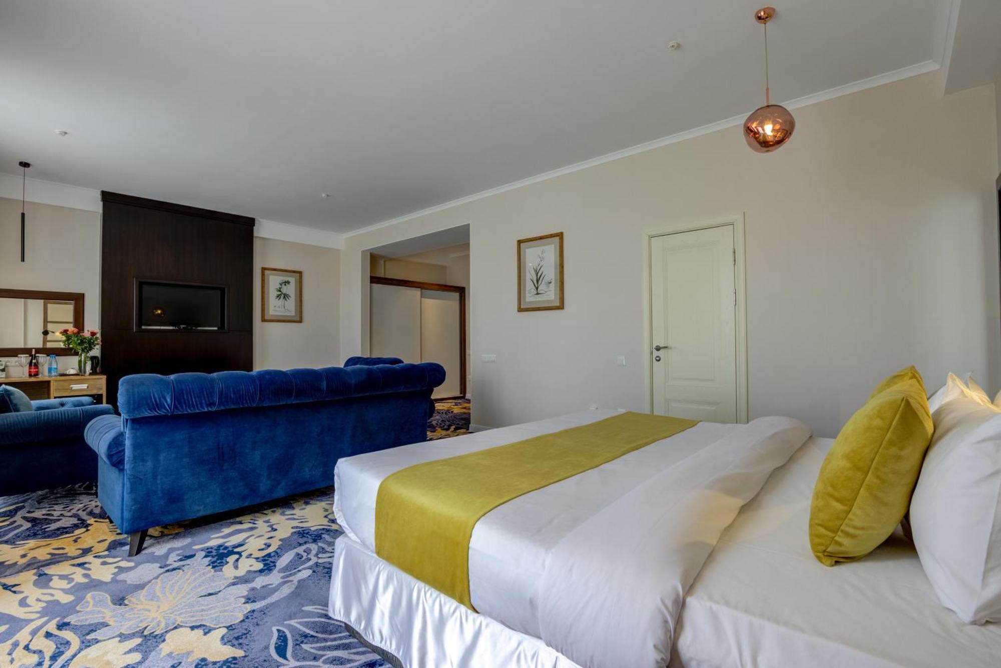 Garden Hotel & Spa Μπισκέκ Εξωτερικό φωτογραφία