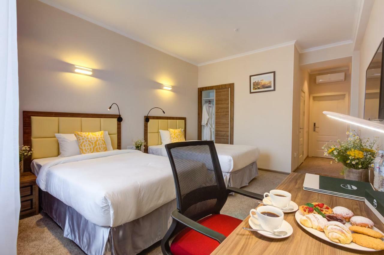 Garden Hotel & Spa Μπισκέκ Εξωτερικό φωτογραφία