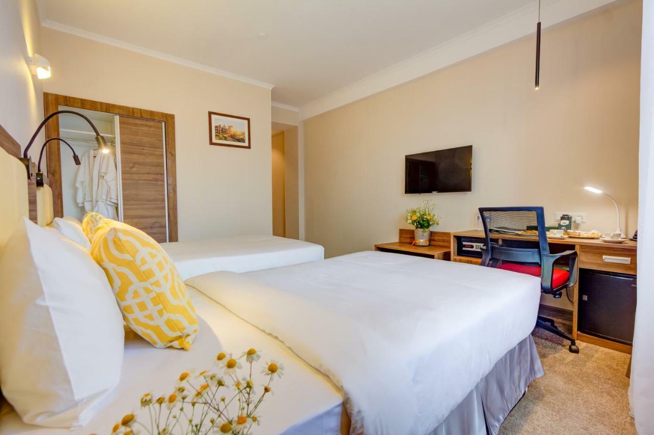 Garden Hotel & Spa Μπισκέκ Εξωτερικό φωτογραφία